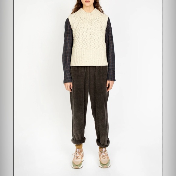 Irelands Eye Size Medium Wool Cashmere Cropped Vest Cream Sleeveless Sweater - Picture 3 of 9